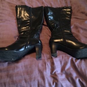 Size 11 Women's Tall Black Boots